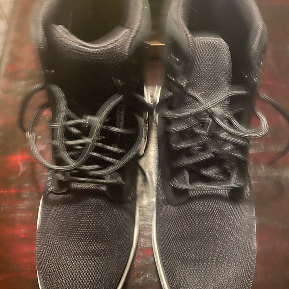 Worn once barely! - Picture 4 of 4